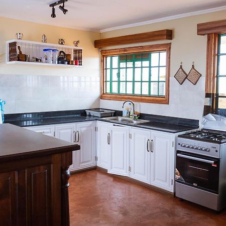 Wild Amboseli Ndovu Cottage. Экстерьер фото